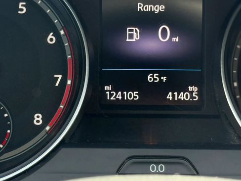 Used 2018 Volkswagen Atlas S FWD image 30