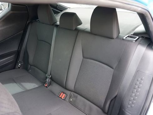 Used 2019 Toyota C-HR XLE FWD image 19