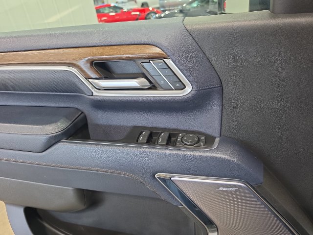 Used 2024 Chevrolet Silverado 3500 High Country w/ Technology Package AWD/4WD image 20