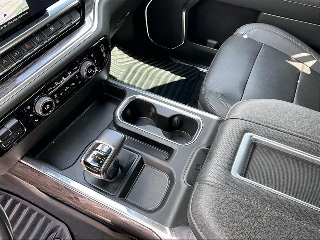 Used 2022 Chevrolet Silverado 1500 LTZ RWD image 15