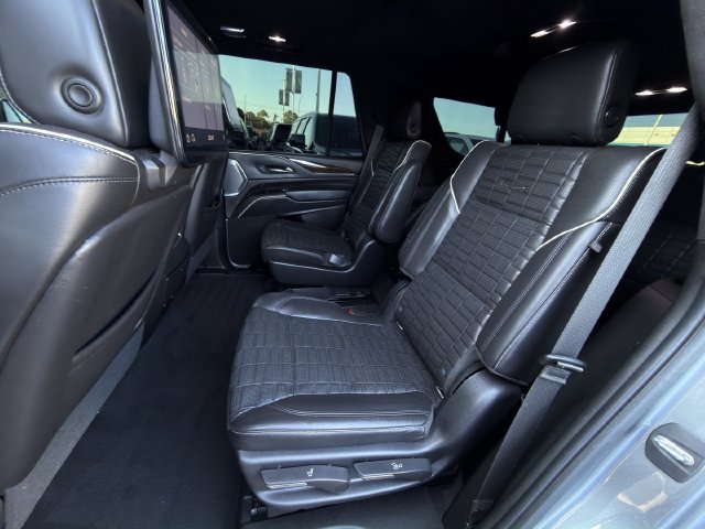 Certified 2021 Cadillac Escalade Sport Platinum w/ LPO, ONYX Package RWD image 35