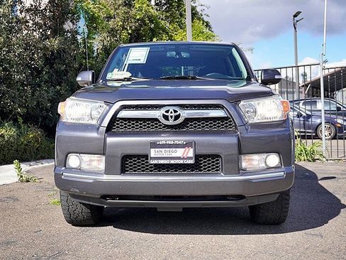 Used 2013 Toyota 4Runner SR5 w/ Convenience Pkg image 5