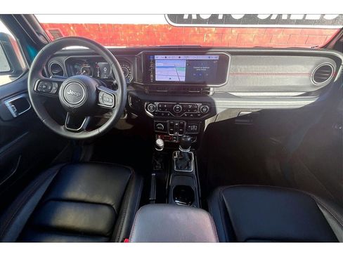 Used 2024 Jeep Wrangler Rubicon w/ XTREMEE 35" Tire Package image 16