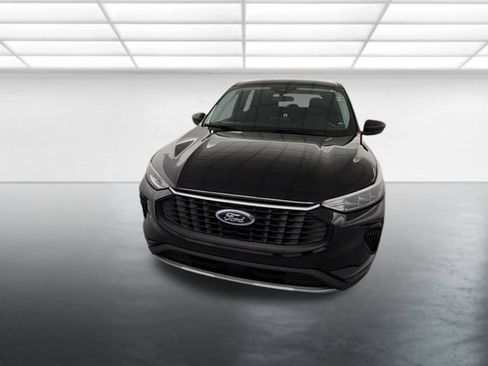 Used 2023 Ford Escape Active AWD/4WD image 2