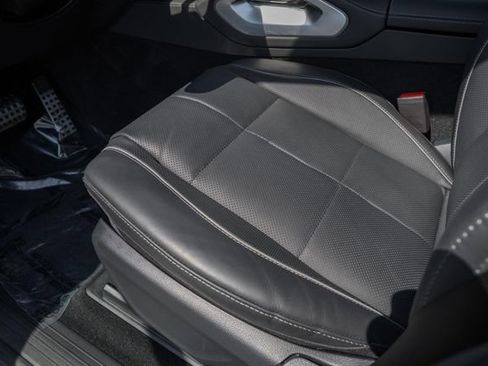 New 2026 Mercedes-Benz GLS 450 4MATIC image 40