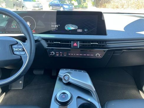 Used 2024 Kia EV6 Wind AWD/4WD image 19