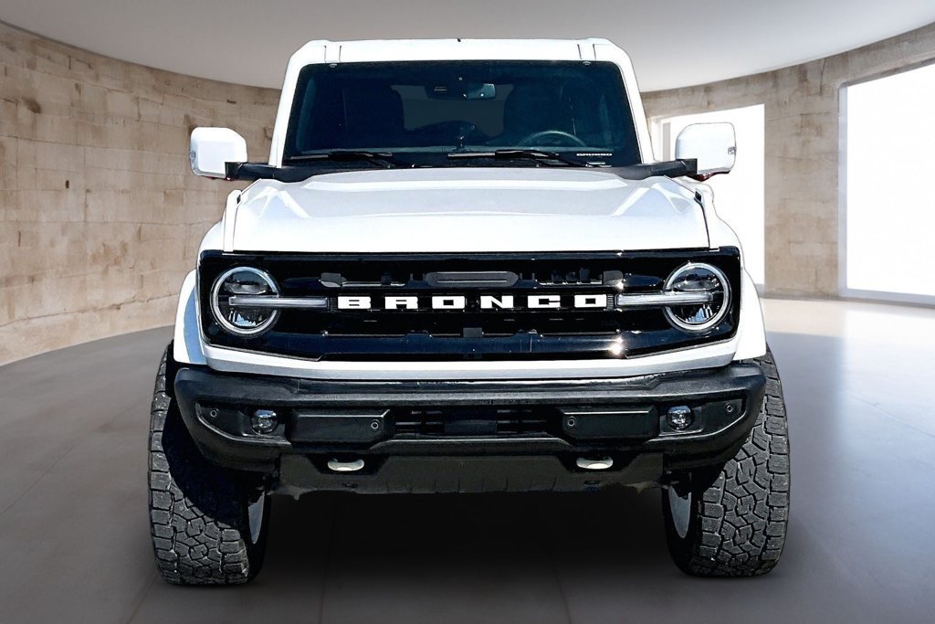 Used 2025 Ford Bronco Outer Banks AWD/4WD image 4