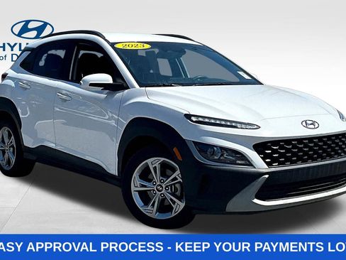 Used 2023 Hyundai Kona SEL w/ Cargo Package FWD image 3