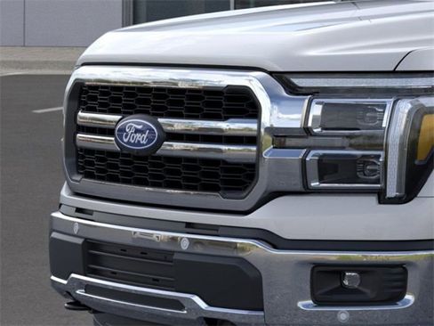 New 2025 Ford F150 Lariat w/ Equipment Group 501A Mid image 18