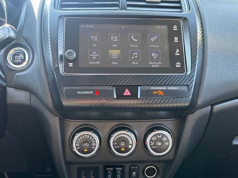 Used 2018 Mitsubishi Outlander Sport SE FWD image 16