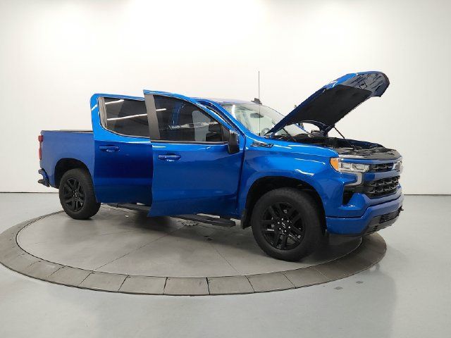 Used 2024 Chevrolet Silverado 1500 RST AWD/4WD image 10
