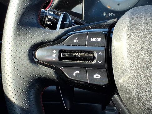 Certified 2023 Hyundai Elantra N Line image 19