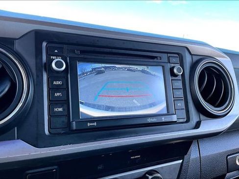 Used 2019 Toyota Tacoma SR5 image 13