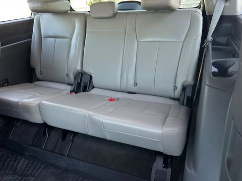 Used 2020 Ford Expedition XLT w/ Equipment Group 202A image 15