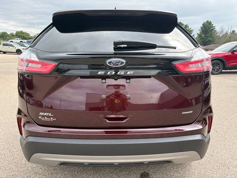 Used 2024 Ford Edge SEL w/ Convenience Package AWD/4WD image 7