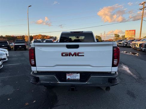 Used 2022 GMC Sierra 3500 Pro w/ Convenience Package image 6