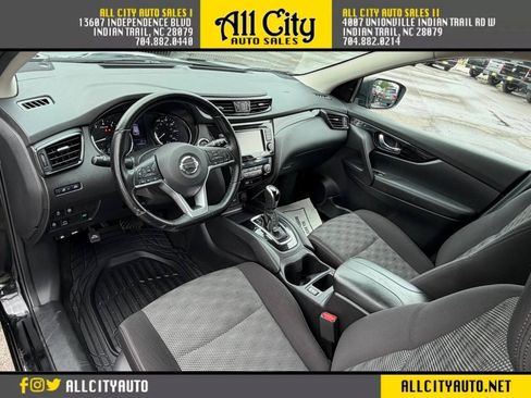 Used 2019 Nissan Rogue Sport SV w/ All-Weather Package AWD/4WD image 11