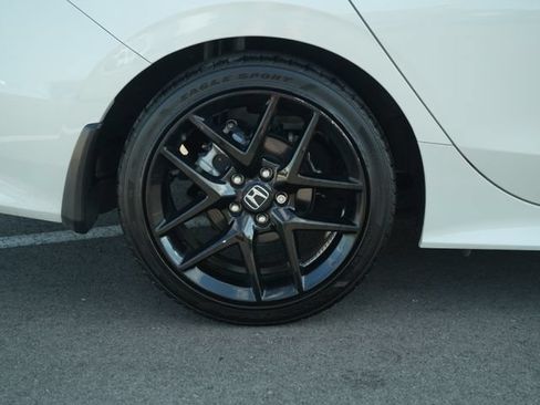 Used 2024 Honda Civic Sport image 41