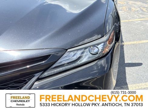 Used 2022 Toyota Camry XSE FWD image 10