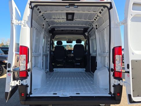 New 2026 RAM ProMaster 1500 w/ Cold Weather Group image 16