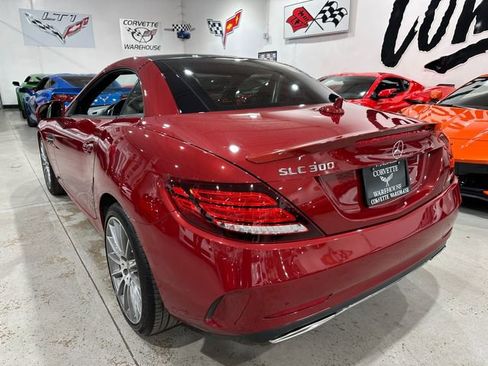 Used 2020 Mercedes-Benz SLC 300 image 3