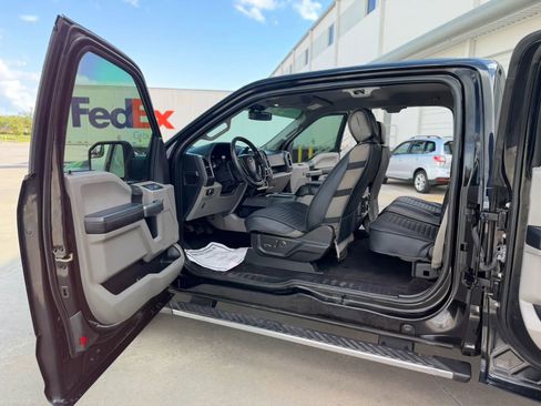Used 2017 Ford F150 XLT w/ Equipment Group 302A Luxury RWD image 17