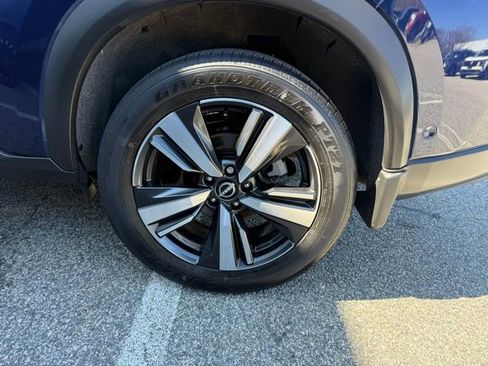 Certified 2024 Nissan Rogue SL w/ SL Premium Package AWD/4WD image 12