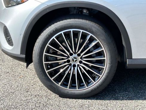 New 2027 Mercedes-Benz GLC 300 image 16