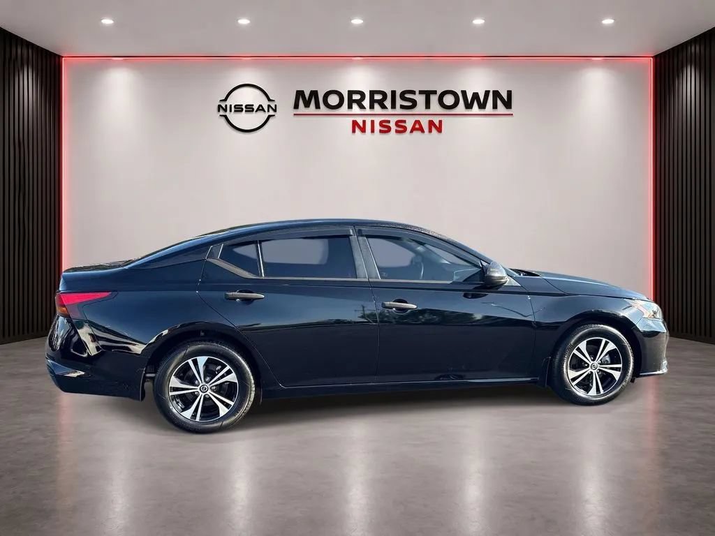 Used 2024 Nissan Altima 2.5 S FWD image 2