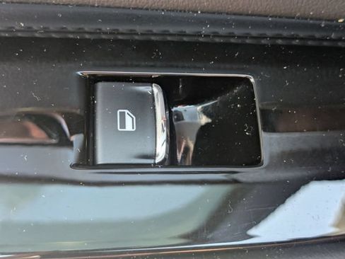 Used 2024 Lincoln Corsair AWD image 24