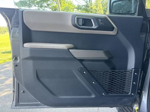 Used 2022 Ford Bronco Wildtrak AWD/4WD image 39