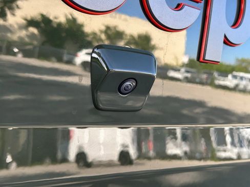 Certified 2023 Jeep Gladiator Mojave w/ LED Lighting Group image 33