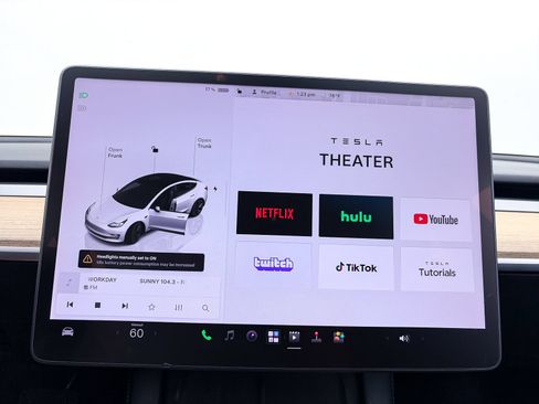 Used 2022 Tesla Model 3 Long Range AWD/4WD image 9