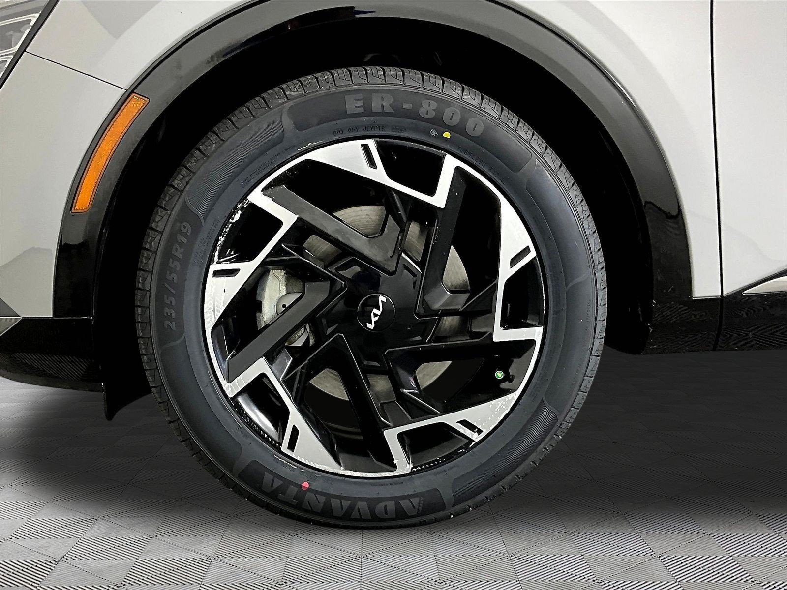 Used 2024 Kia Sportage SX FWD image 32