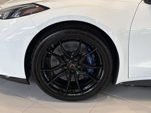 New 2027 Chevrolet Corvette Grand Sport w/ Grand Sport Launch Edition RWD image 9