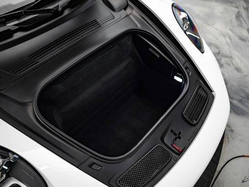 Used 2022 Porsche 911 GT3 image 90