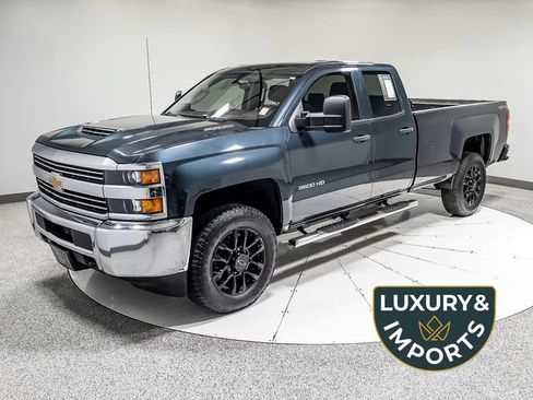 Used 2017 Chevrolet Silverado 3500 W/T AWD/4WD image 1