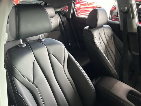 Used 2025 Acura Integra FWD image 38