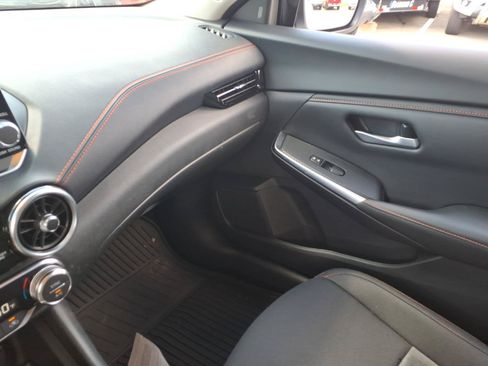 Used 2025 Nissan Sentra SR w/ Trunk Package FWD image 22