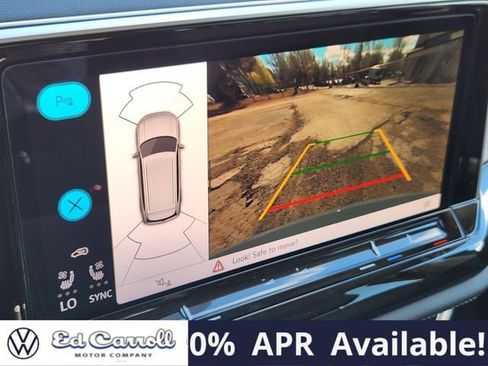 New 2026 Volkswagen Atlas SE image 17