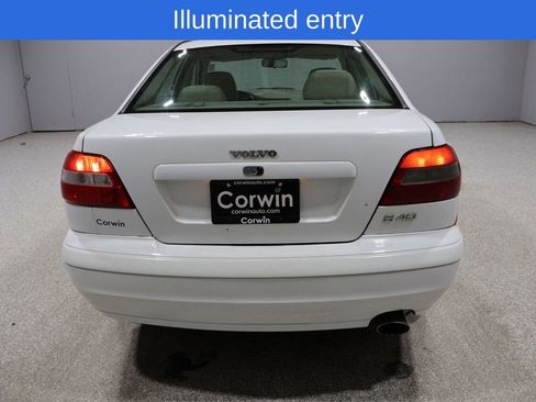 Used 2004 Volvo S40 image 8