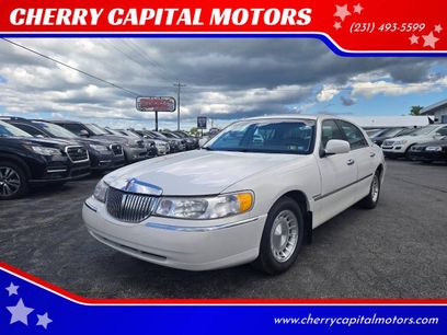 Used 1998 Lincoln Town Car Executive