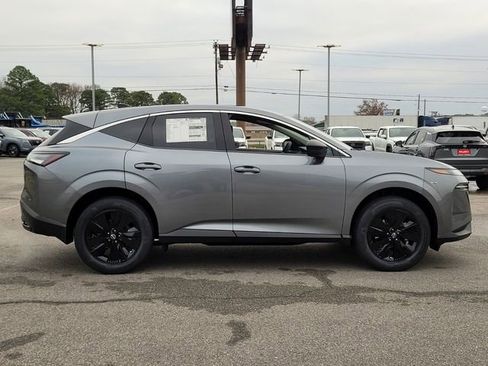 New 2026 Nissan Murano SV AWD/4WD image 2