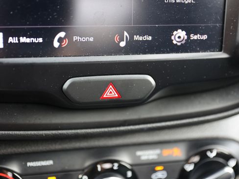 Used 2022 Kia Soul LX w/ Technology Package FWD image 22