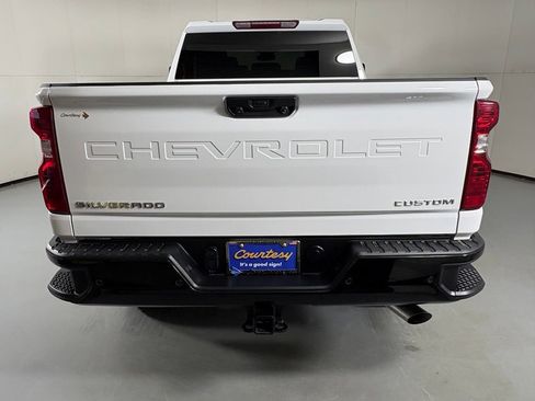 Certified 2025 Chevrolet Silverado 2500 Custom w/ Custom Value Package AWD/4WD image 8