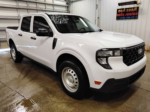 Used 2025 Ford Maverick XL FWD image 4