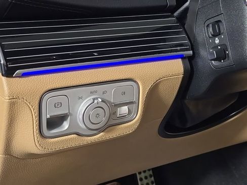 Certified 2024 Mercedes-Benz GLS 580 4MATIC image 19