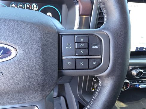 Used 2022 Ford F150 Lariat w/ Equipment Group 502A High image 27