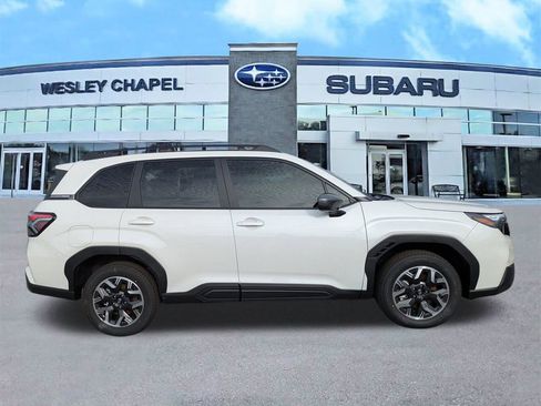 Used 2026 Subaru Forester Premium image 4