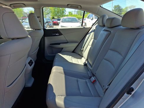 Used 2015 Honda Accord EX-L image 10